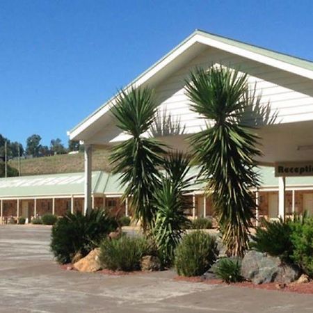 Tuckerbox Motor Inn Gundagai Exteriér fotografie