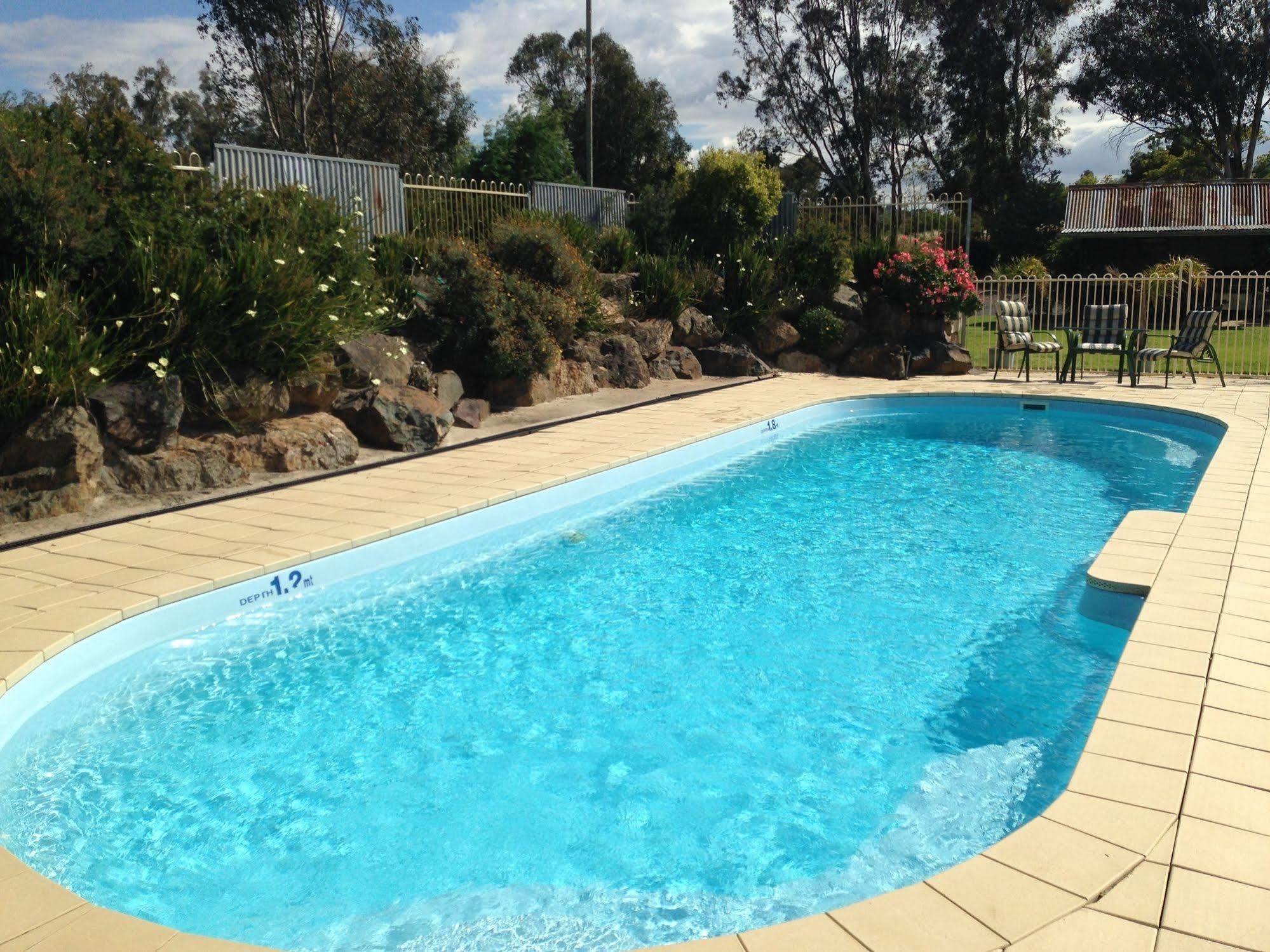 Tuckerbox Motor Inn Gundagai Exteriér fotografie