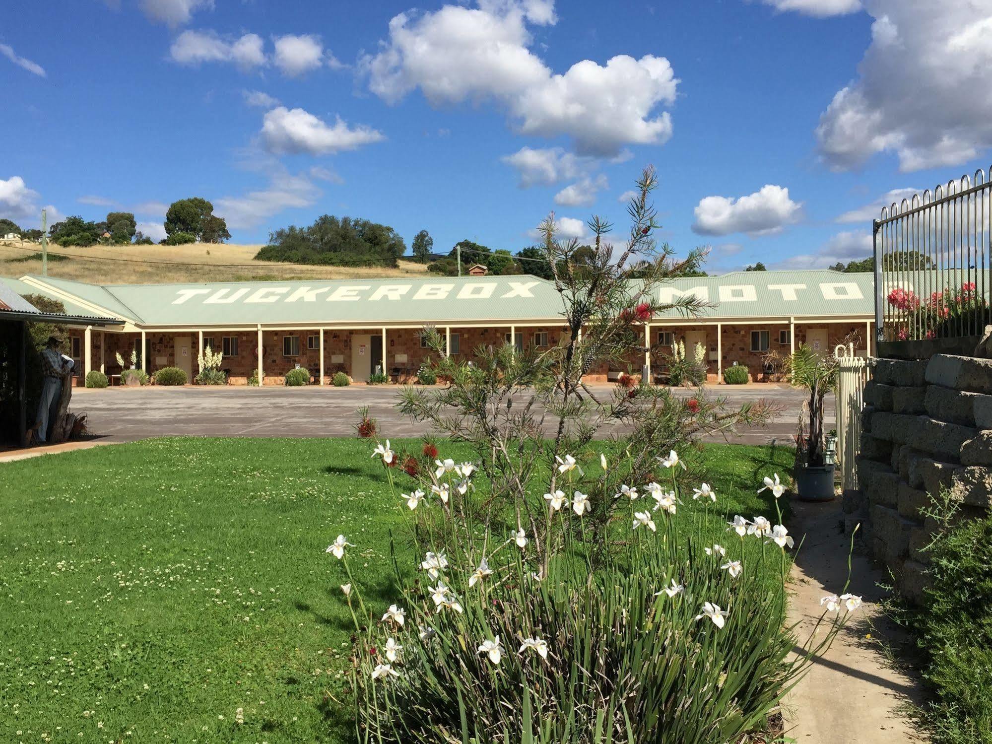 Tuckerbox Motor Inn Gundagai Exteriér fotografie